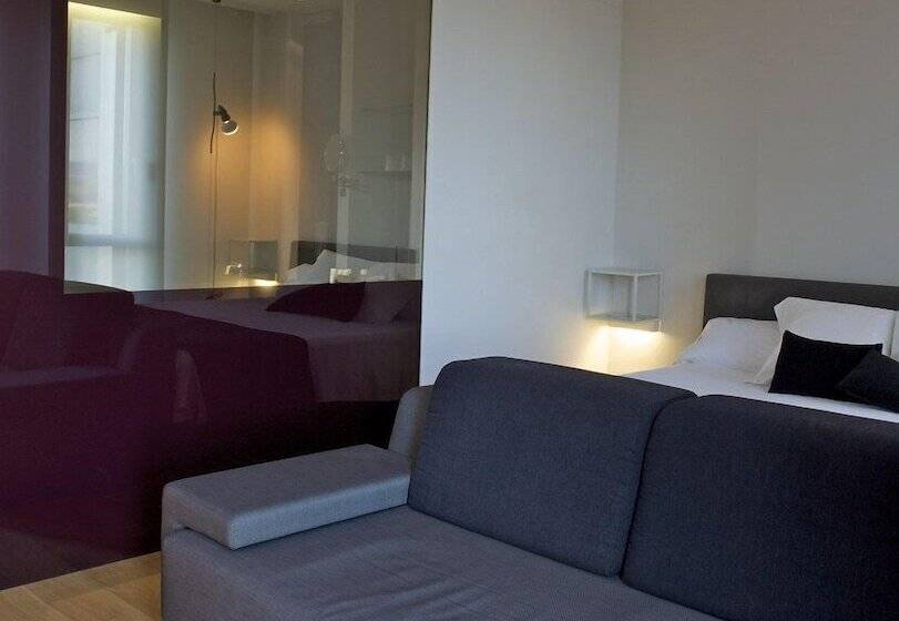 Blu Hotel Almansa