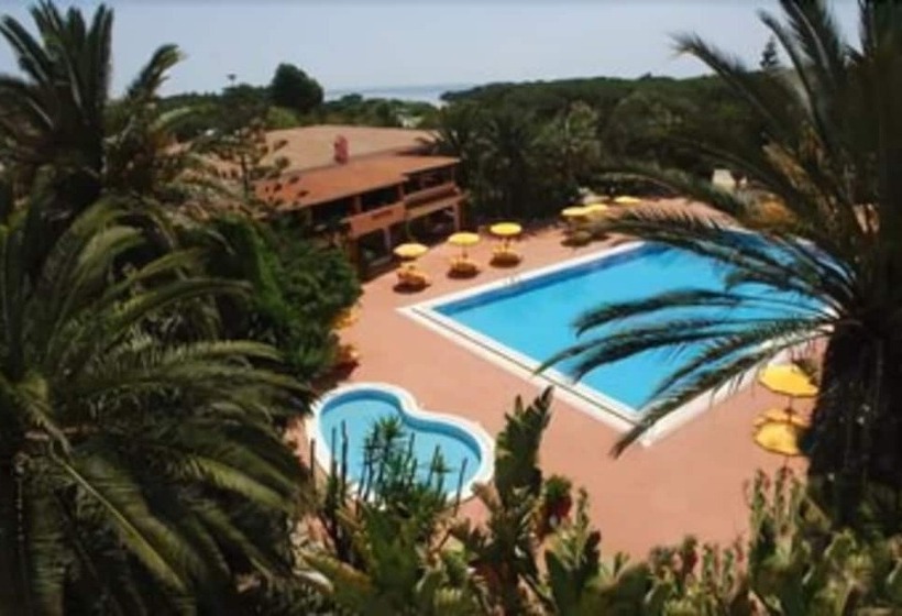 Cala Ginepro Hotel Resort