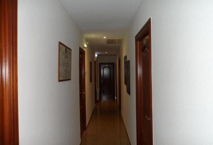 Hostal Coruña