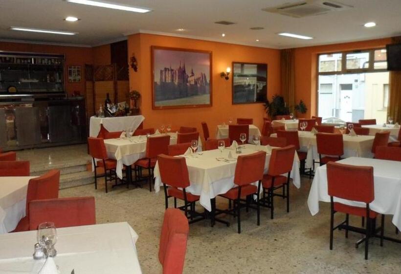 Hostal Coruña