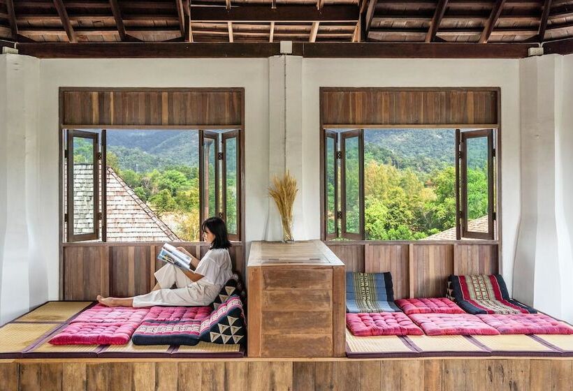 酒店 Aana Resort & Spa