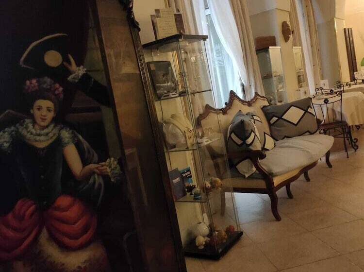 酒店 Akropolis  Museum