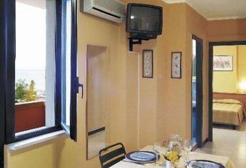 בית מלון כפרי Ali Sul Lago