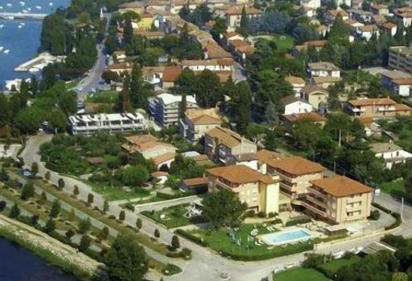 בית מלון כפרי Ali Sul Lago