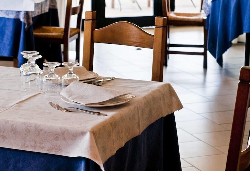 בית מלון כפרי Ali Sul Lago