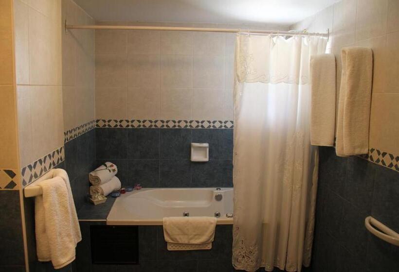 هتل Altos De Balcarce