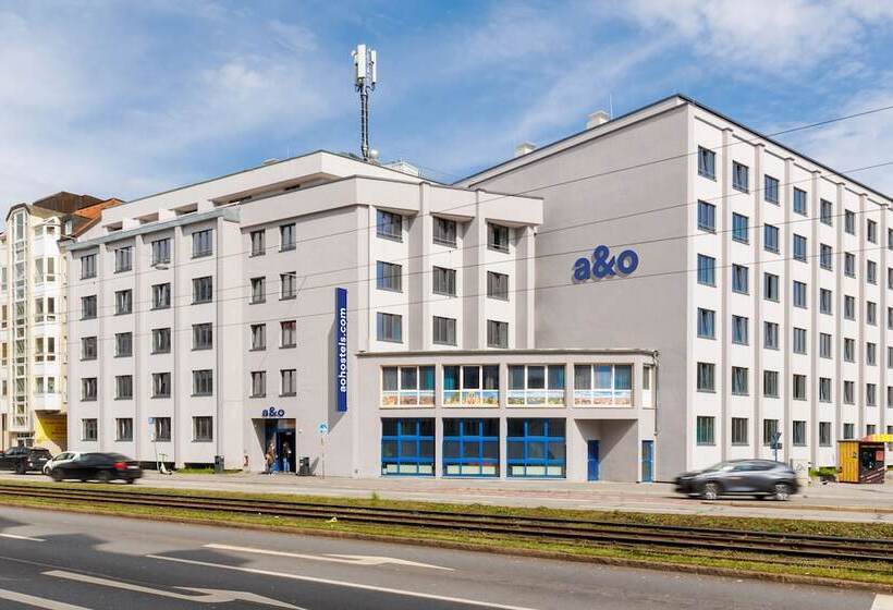 Hotel a&o München Hackerbrücke