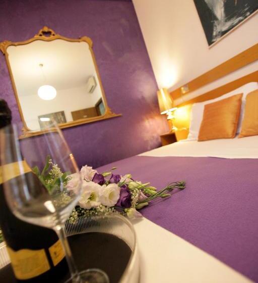 בית מלון כפרי Art