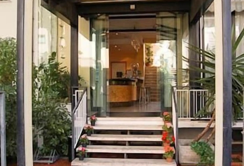 هتل Atrium