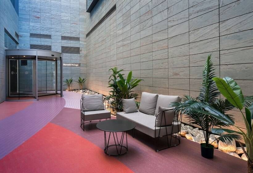 ホテル Barcelo Malaga