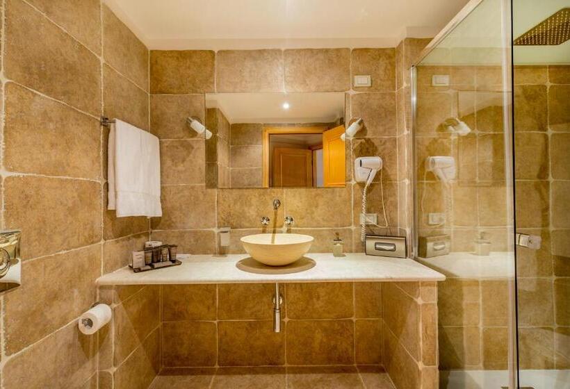 Отель Cala Caterina