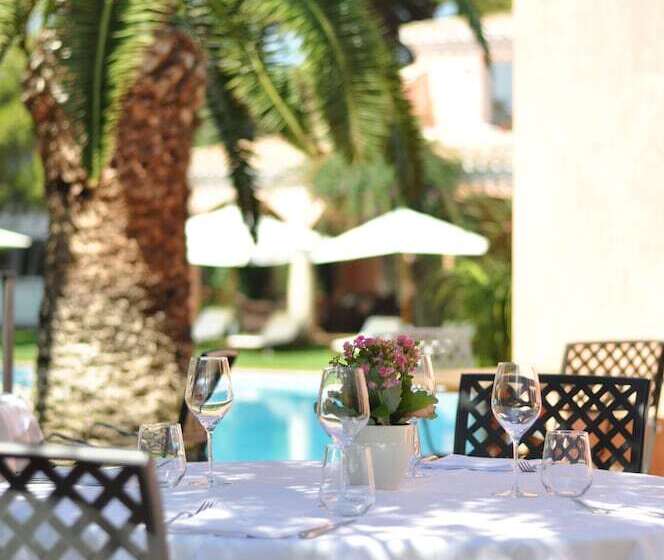 Отель Cala Caterina