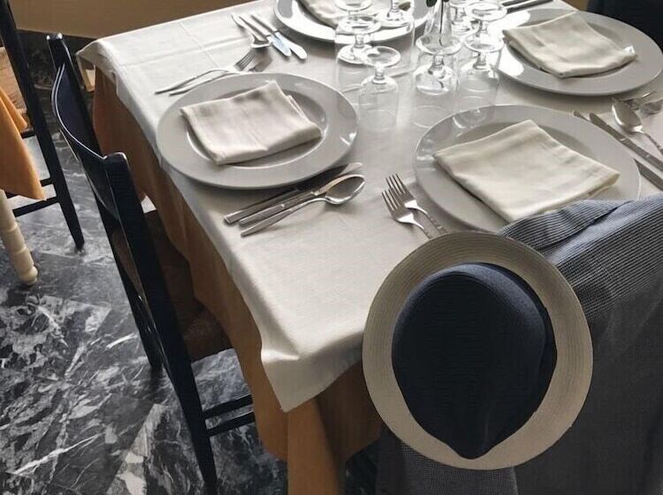 酒店 Cinquestelle Albergo Del Centro Storico