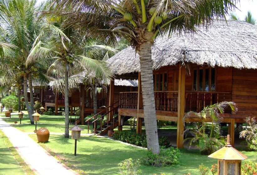 هتل Coco Beach Resort