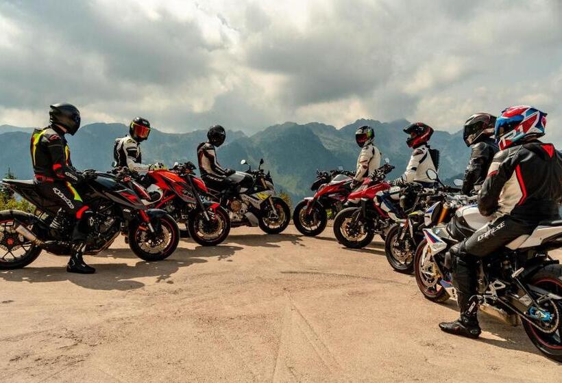 בית מלון כפרי Cristallo Sport & Wellness