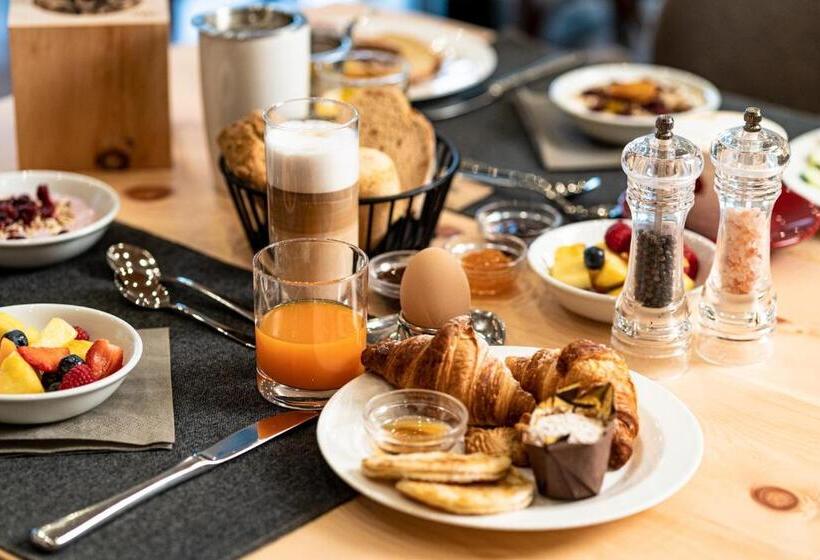 בית מלון כפרי Cristallo Sport & Wellness