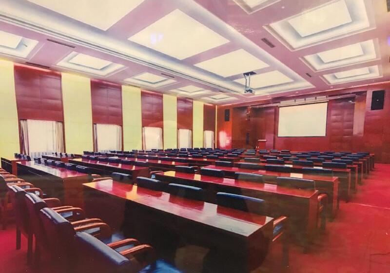 בית מלון כפרי Sun Moon Lake