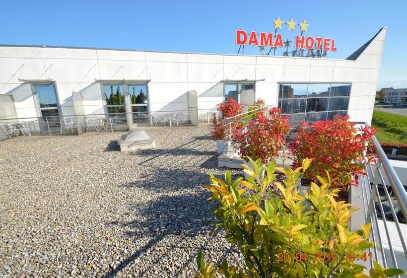 Отель Dama