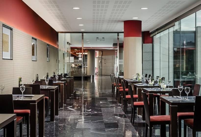 ホテル Eurostars Reina Felicia