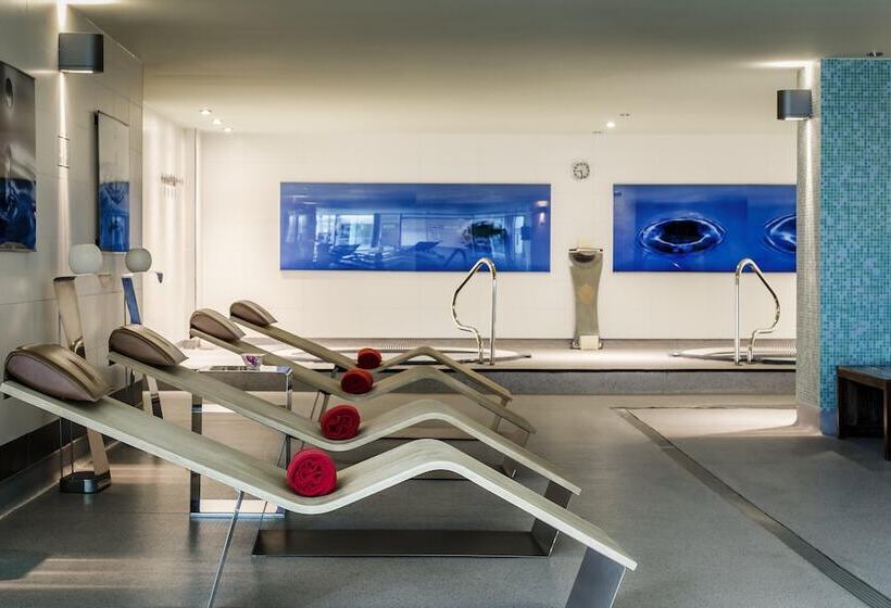 ホテル Eurostars Reina Felicia