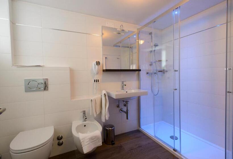 בית מלון כפרי Eurovil Garni