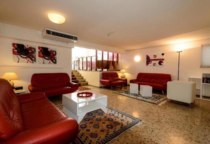 בית מלון כפרי Eurovil Garni