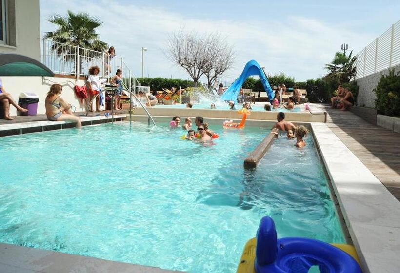 酒店 Fedora Riccione