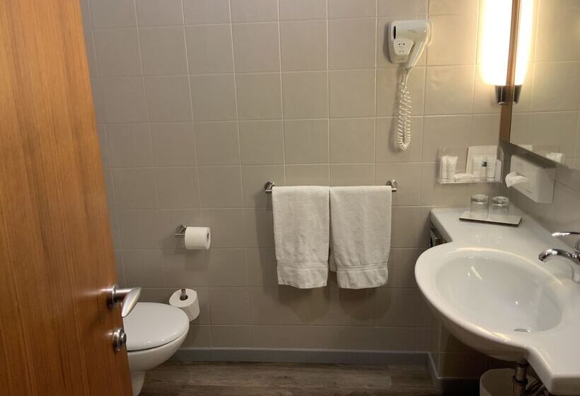 First Hotel Malpensa