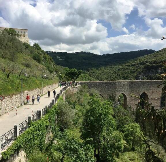 בית מלון כפרי Gattapone