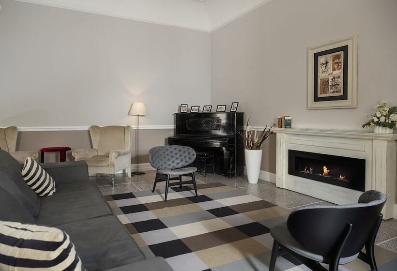 בית מלון כפרי Helvetia Thermal Spa