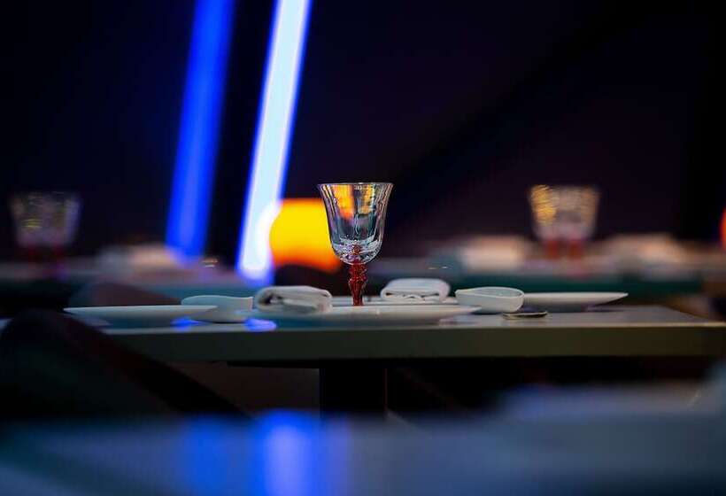 فندق Hesperia Fira