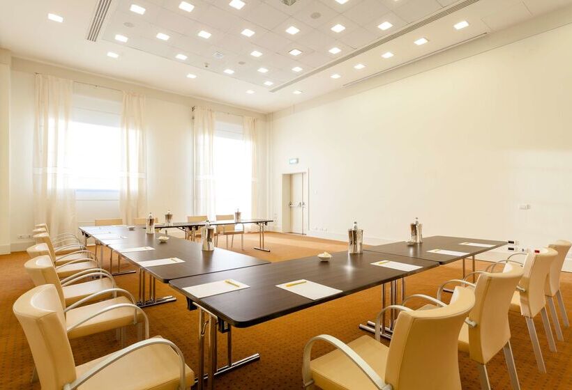 فندق Hilton Garden Inn Florence Novoli