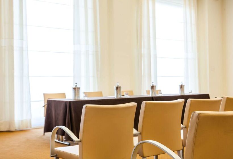 فندق Hilton Garden Inn Florence Novoli