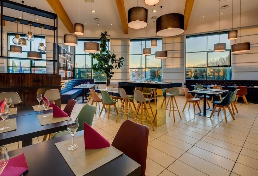 Hotel Holiday Inn Bologna   Fiera, An Ihg