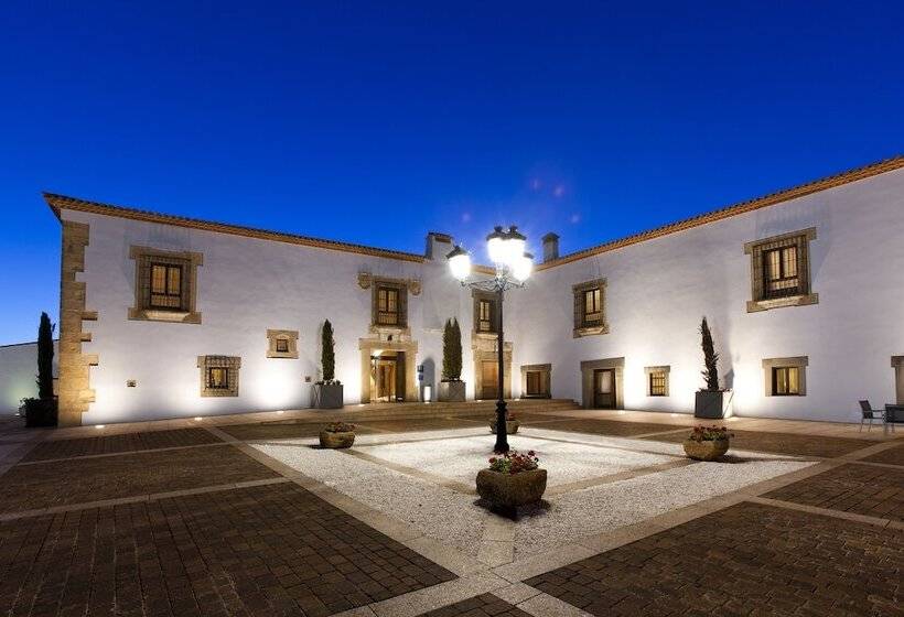 هتل Hospes Palacio De Arenales & Spa