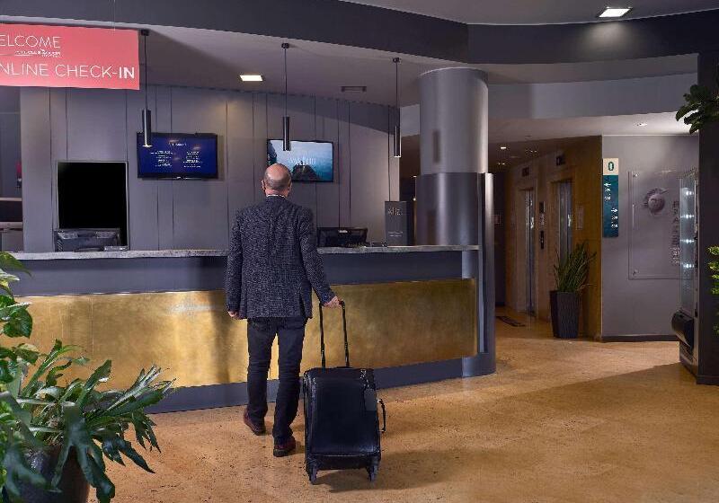 בית מלון כפרי Ibis Firenze Prato Est