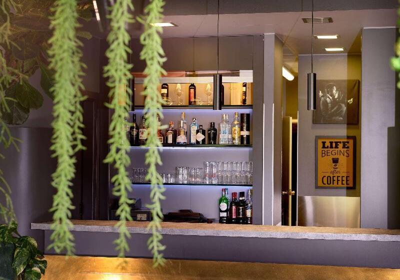 בית מלון כפרי Ibis Firenze Prato Est