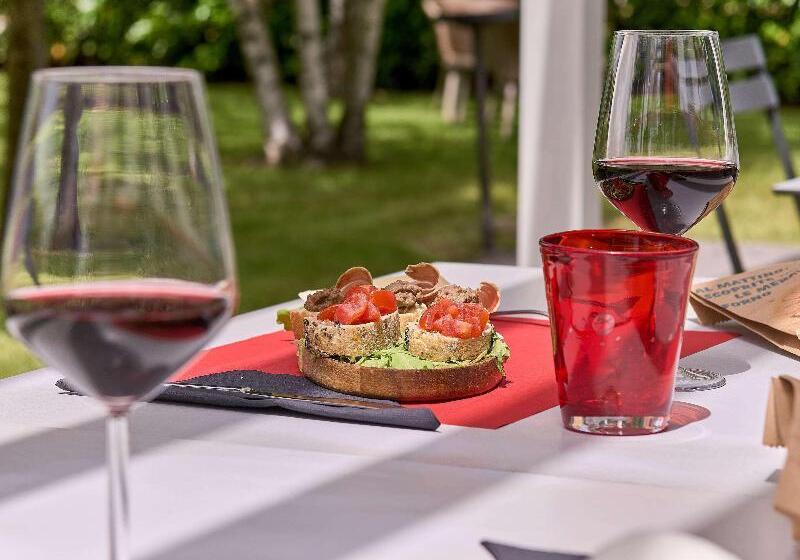 בית מלון כפרי Ibis Firenze Prato Est