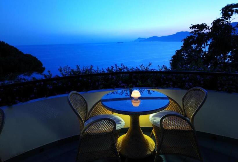 בית מלון כפרי Il Pino