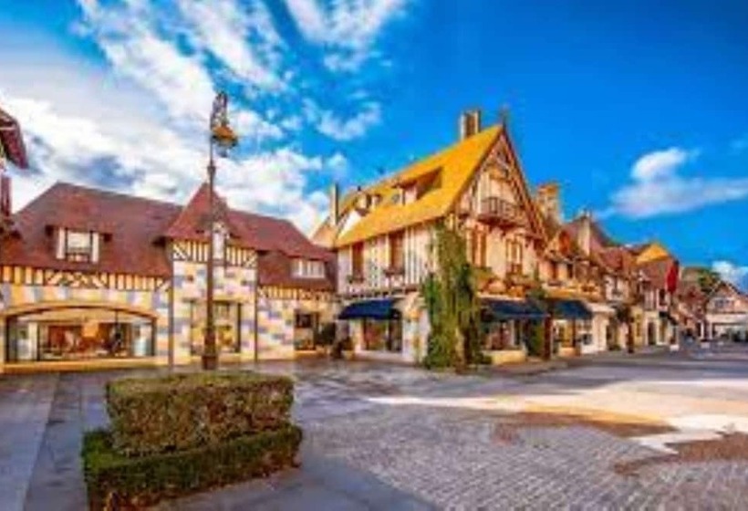 酒店 Kyriad Deauville   St Arnoult
