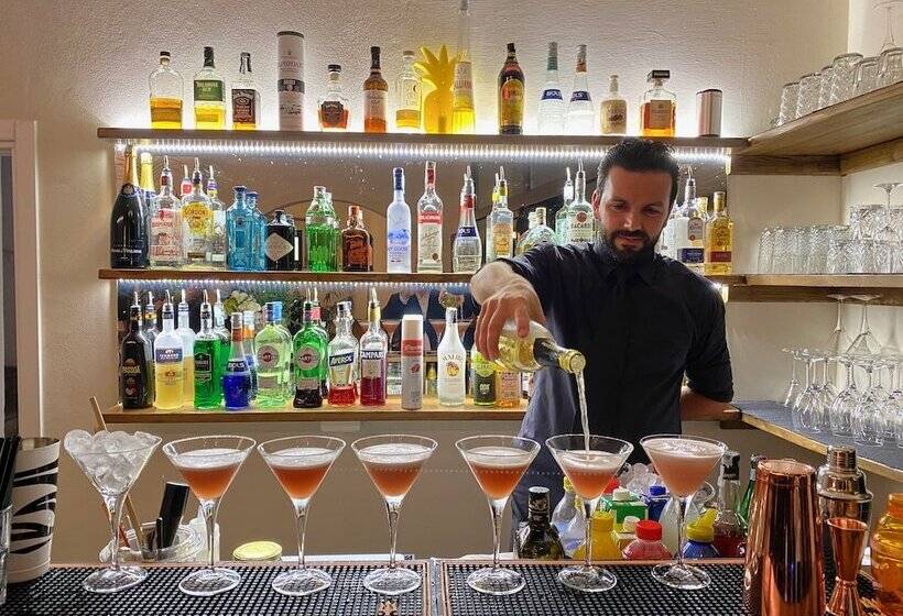 בית מלון כפרי La Corona Bagni Di Lucca