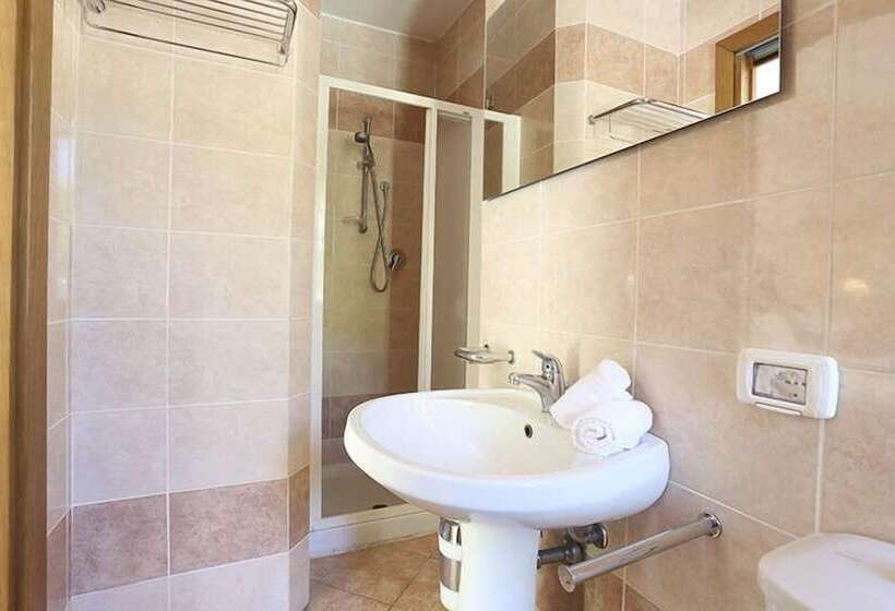فندق La Corona Bagni Di Lucca