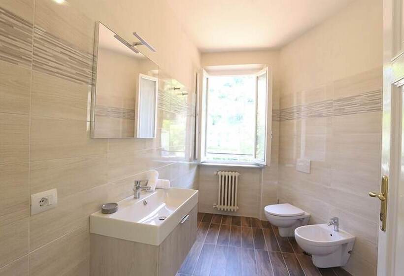 בית מלון כפרי La Corona Bagni Di Lucca