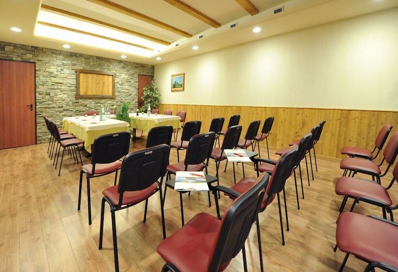 酒店 La Rocca Sport & Benessere