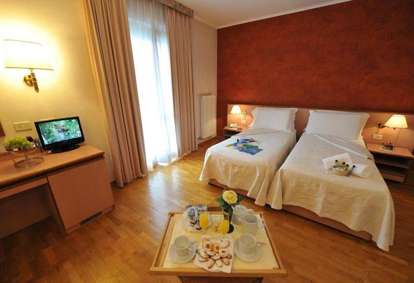 فندق La Rocca Sport & Benessere