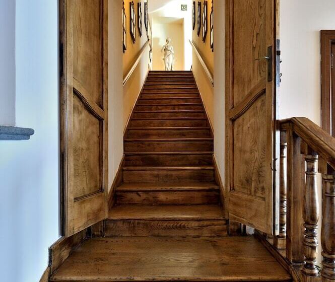 호텔 La Tonnarella