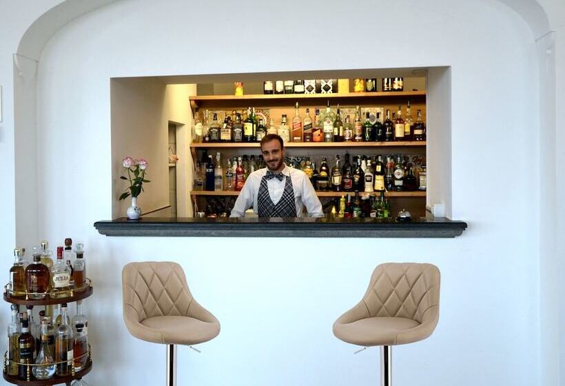 호텔 La Tonnarella