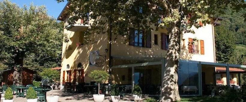 فندق Locanda Sant' Anna