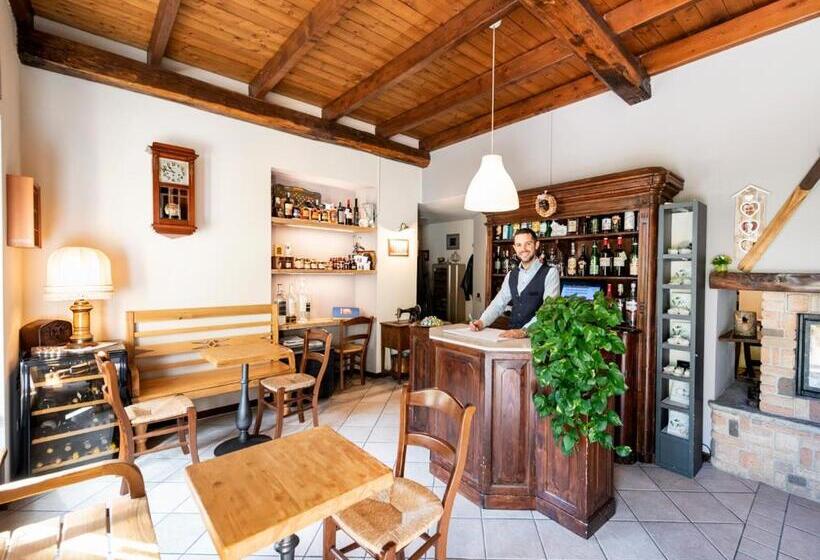 فندق Locanda Sant' Anna