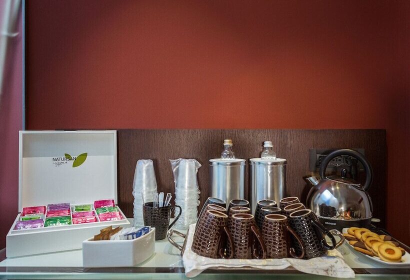 فندق Luna Riccione E Aqua Spa Only Adults +12